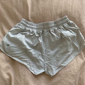 Lululemon Hotty hot short 2”